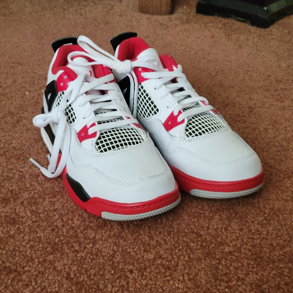 Nike Kids Shoes - White, Red, Black